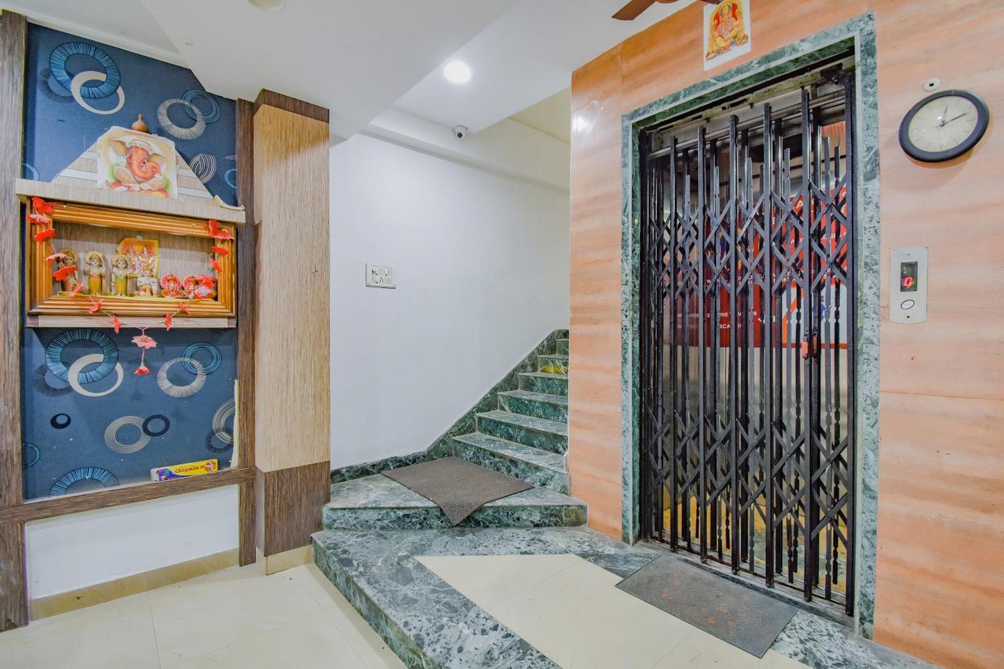 Super Hotel O Adri Hotels 2 Near Dum Dum Metro Station Bagian luar foto