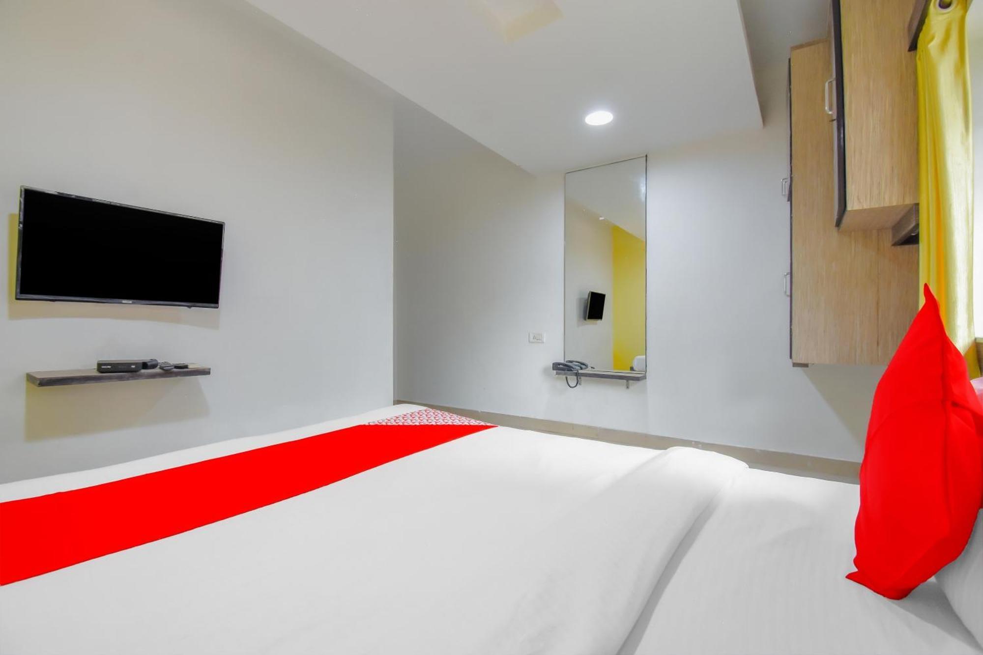 Super Hotel O Adri Hotels 2 Near Dum Dum Metro Station Bagian luar foto